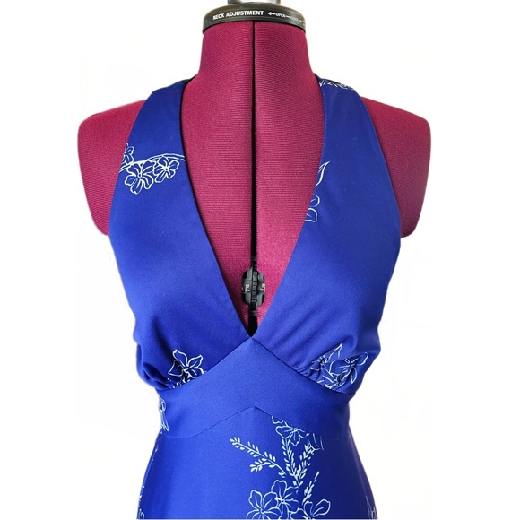 Nani Of Hawaii Vintage Elegant Blue and Cream Floral Maxi Halter Dress - Picture 2 of 15
